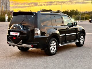 2012 Mitsubishi Pajero IV Рестайлинг 1, чёрный, 1995000 рублей, вид 4