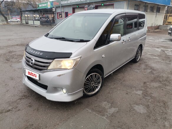 2010 Nissan Serena IV (C26), серый, 1050000 рублей