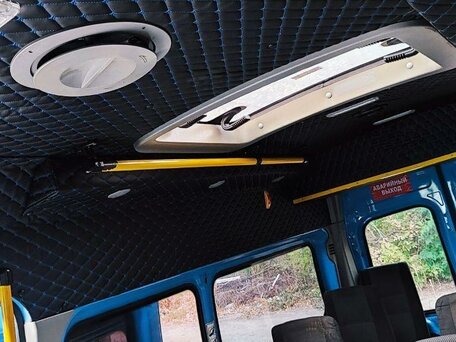 2016 Ford Transit, синий, 1800000 рублей, вид 3