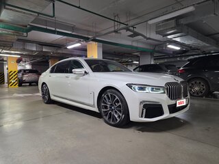 2022 BMW 7 серии Long 730Ld xDrive VI (G11/G12) Рестайлинг, белый, 7900000 рублей, вид 5