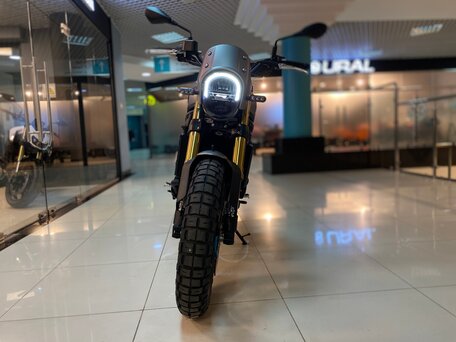 2026 Benelli Leoncino 800 Trail, серый, 870000 рублей, вид 3