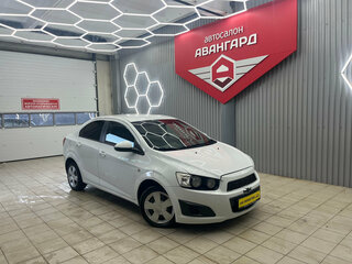 2012 Chevrolet Aveo II, белый, 525000 рублей, вид 1