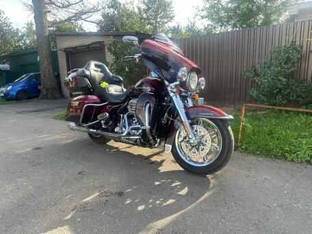 2014 Harley-Davidson Electra Glide, красный, 1550000 рублей, вид 2
