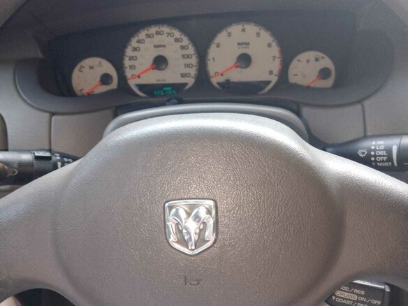 2003 Dodge Neon II, золотистый, 160000 рублей - вид 13