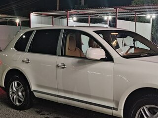 2009 Porsche Cayenne S I Рестайлинг (957), белый, 1350000 рублей, вид 2