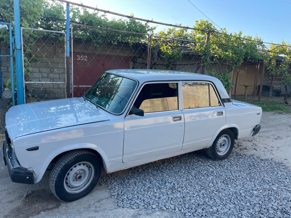 1993 Lada (ВАЗ) 2107, серый, 150000 рублей - вид 1
