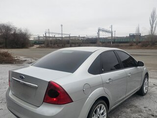 2008 Ford Focus II Рестайлинг, серебристый, 680000 рублей, вид 4