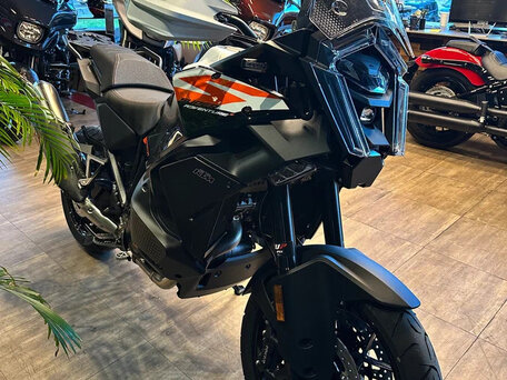 2026 KTM 1390 Super Adventure S Evo, белый, 2650000 рублей, вид 3
