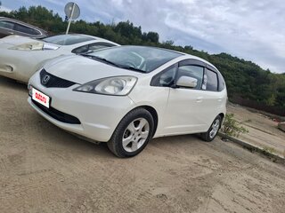 2008 Honda Fit II, белый, 460000 рублей, вид 1