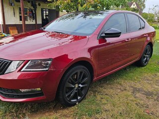 2017 Skoda Octavia III (A7) Рестайлинг, пурпурный, 1590000 рублей, вид 1