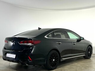 2019 Hyundai Sonata VII (LF) Рестайлинг, чёрный, 1350000 рублей, вид 4
