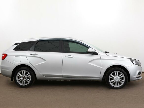 2018 Lada (ВАЗ) Vesta SW I, серебристый - вид 2
