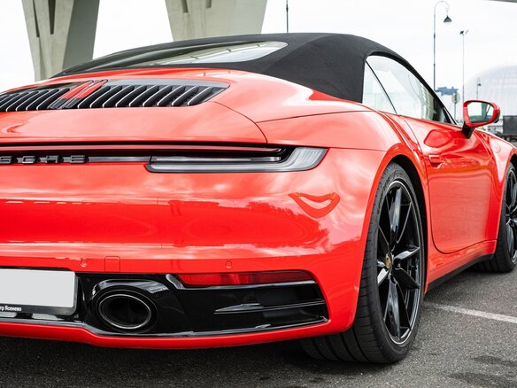 2019 Porsche 911 Carrera 4S VIII (992), красный - вид 35