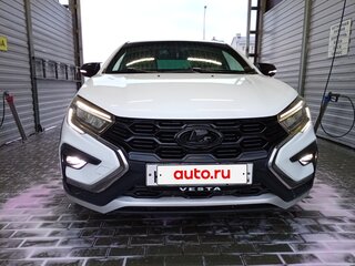 2023 Lada (ВАЗ) Vesta Cross I Рестайлинг (NG), белый, 1450000 рублей, вид 4