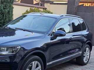 2010 Volkswagen Touareg II, синий, 2070000 рублей, вид 2