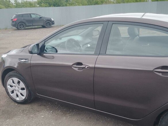 2014 Kia Rio III, коричневый, 1000000 рублей - вид 2
