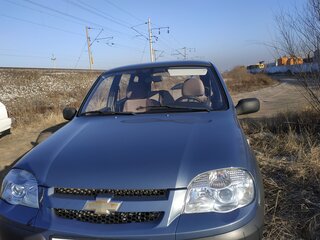 2011 Chevrolet Niva I Рестайлинг, синий, 695000 рублей, вид 1