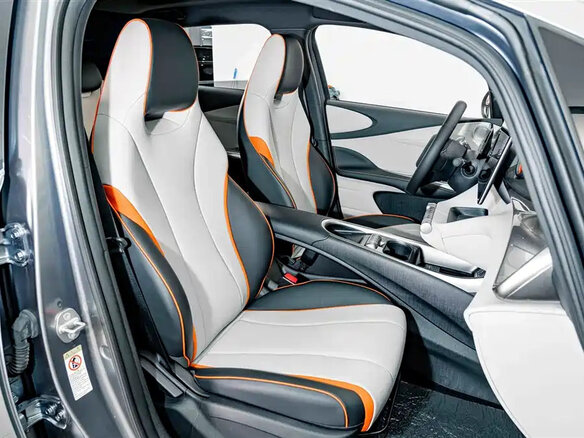 2023 BYD Dolphin 44.9 kWh I, серебристый, 1810000 рублей - вид 15