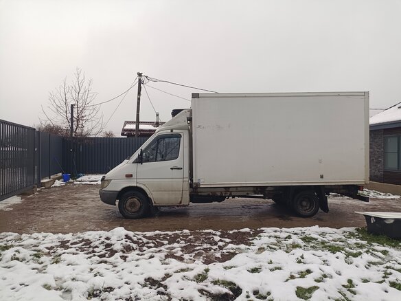 2004 Mercedes-Benz Sprinter, белый, 1300000 рублей - вид 10