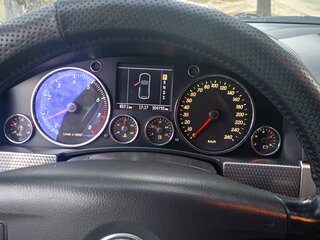 2004 Volkswagen Touareg I, серебристый, 1000000 рублей, вид 4
