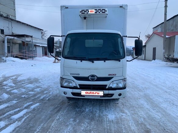 2017 Hino Series 300 (Dutro), белый, 2700000 рублей