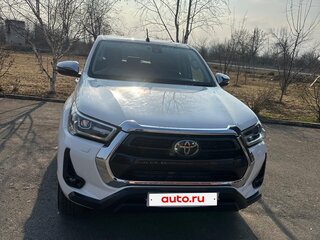 2021 Toyota Hilux VIII Рестайлинг 2, белый, 4800000 рублей, вид 2