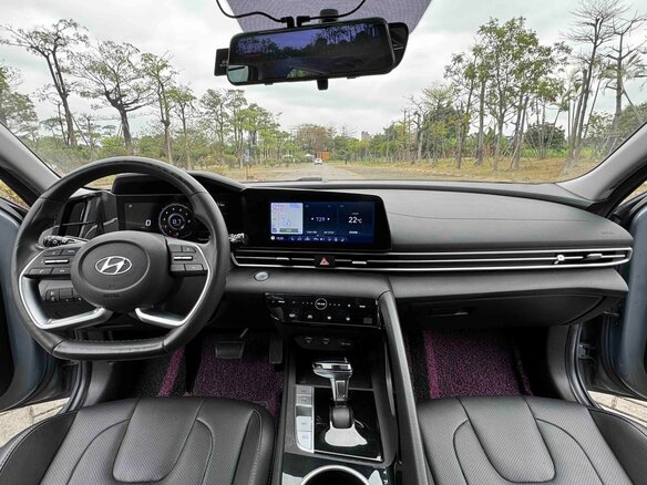 2022 Hyundai Elantra VII (CN7), серебристый - вид 9