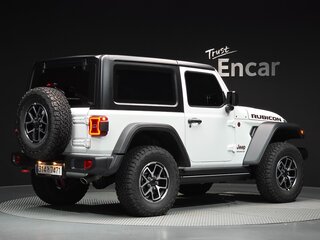 2026 Jeep Wrangler IV (JL) Рестайлинг, белый, 7997700 рублей, вид 2