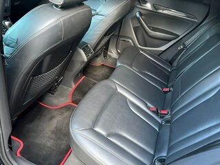 2013 Audi RS Q3 I (8U), чёрный, 2999999 рублей, вид 3