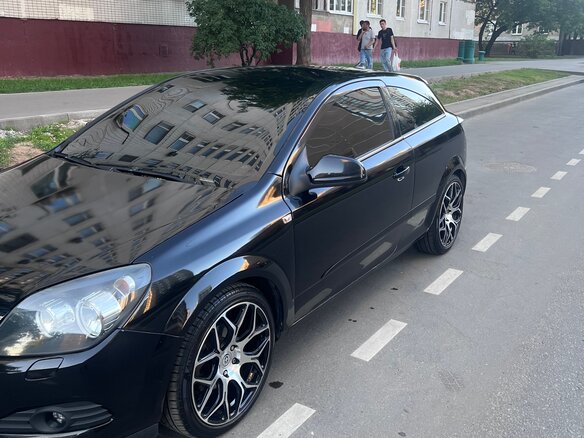 2010 Opel Astra GTC H Рестайлинг, чёрный, 740000 рублей - вид 5