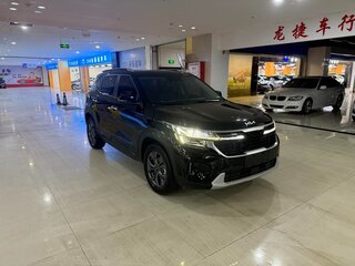 2023 Kia Seltos I Рестайлинг, чёрный, 1700000 рублей, вид 3