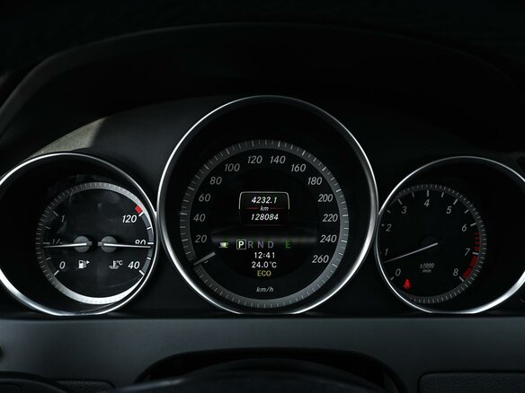 2012 Mercedes-Benz C-Класс 180 III (W204) Рестайлинг, белый - вид 11