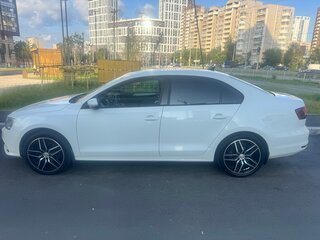 2018 Volkswagen Jetta VI Рестайлинг, белый, 1500000 рублей, вид 2
