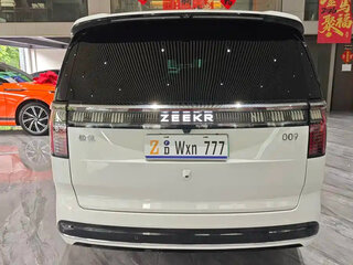 2024 Zeekr 009 108 kWh I, белый, 7959000 рублей, вид 4