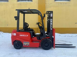 2024 TCM FD15, красный, 880000 рублей, вид 5