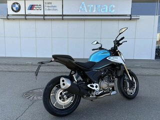 2026 QJMotor SRK 550, голубой, 569000 рублей, вид 4