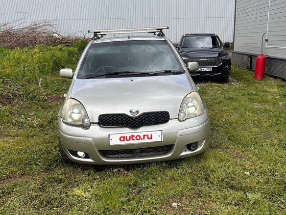 2002 Toyota Vitz I (P10), серый, 350000 рублей - вид 3