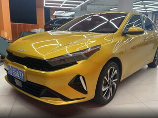 2024 Kia K3 II (China Market) Рестайлинг, золотистый, 1720000 рублей, вид 2