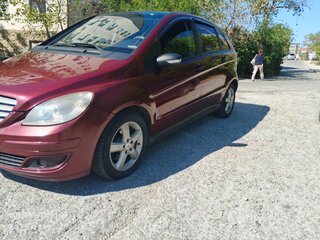 2005 Mercedes-Benz B-Класс 170 I (W245), пурпурный, 750000 рублей, вид 2