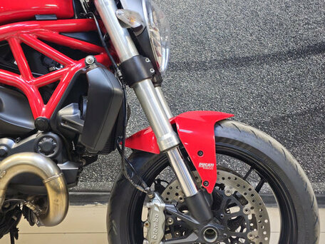 2014 Ducati Monster 821, красный, 539000 рублей, вид 2