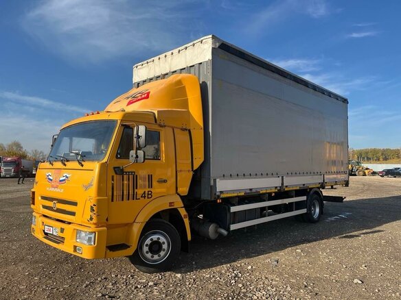 2019 КамАЗ 4308, жёлтый, 3200000 рублей