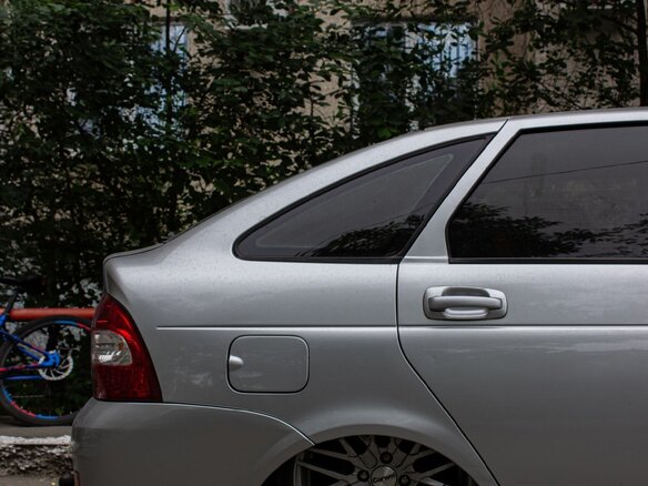 2011 Lada (ВАЗ) Priora I, серебристый, 450000 рублей - вид 3