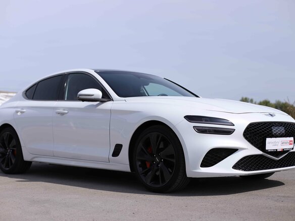 2021 Genesis G70 I Рестайлинг, белый, 3640000 рублей - вид 2