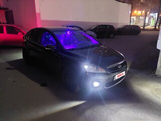 2009 Ford Focus II Рестайлинг, чёрный, 500000 рублей, вид 2