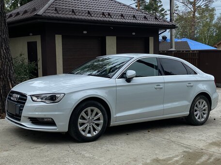 2014 Audi A3 III (8V), белый, 1300000 рублей, вид 2