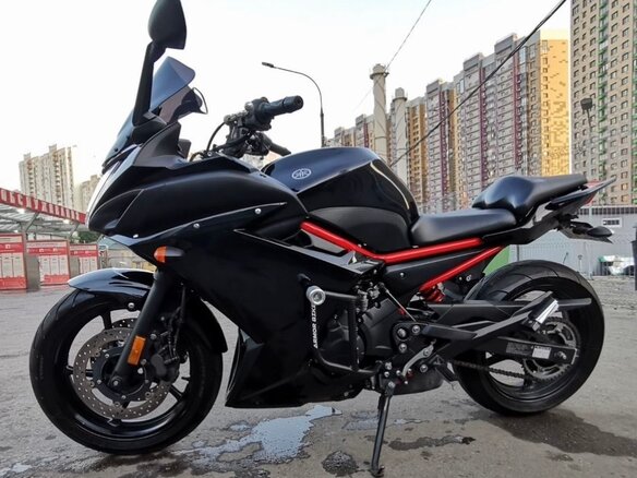2016 Yamaha XJ6 (FZ6R), чёрный, 700000 рублей