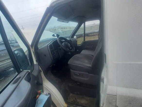 2002 Ford Transit, белый, 400000 рублей - вид 14