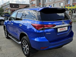 2018 Toyota Fortuner II, синий, 3300000 рублей, вид 2