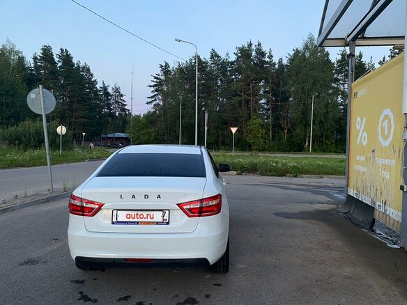 2021 Lada (ВАЗ) Vesta I, белый, 1380000 рублей - вид 1