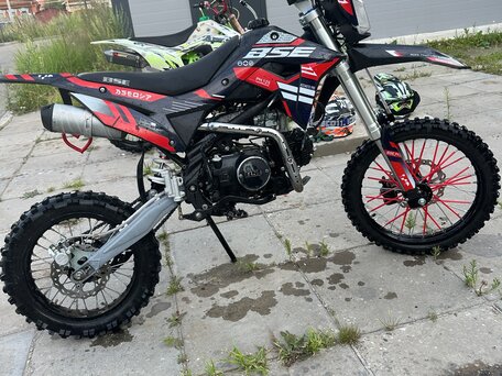 2023 BSE PH 125, красный, 80000 рублей, вид 3